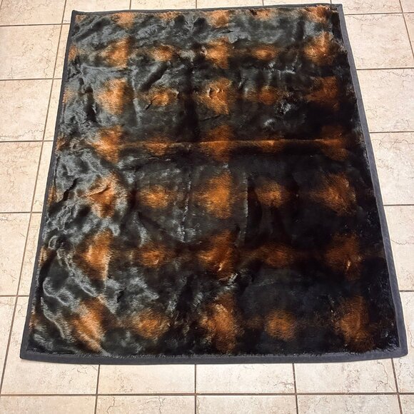 50 X 60 Faux Fur Throw